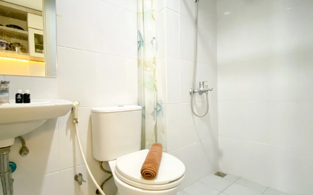 Modern Look And Comfy Studio Patraland Urbano Apartment