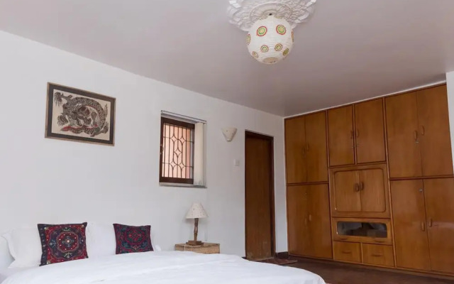 Tembas House