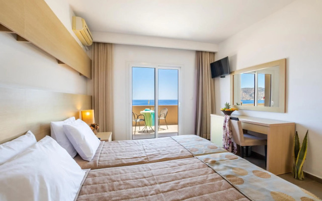 Apolis Beachscape Hotel