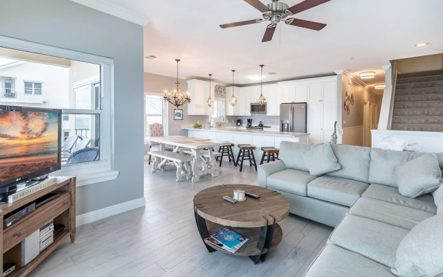 Emerald Dunes 505