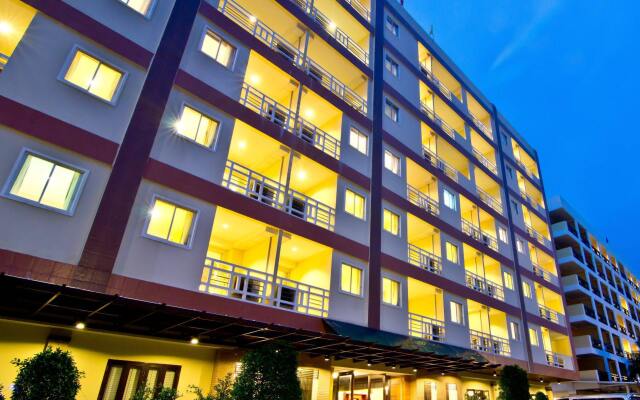 Golden Sea Pattaya Hotel вид на фасад