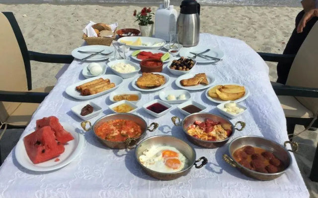 Safir Beach Resort Hotel & Socail Facility