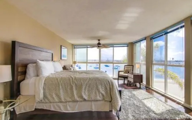 Waterfront Getaway 7 Townhouse