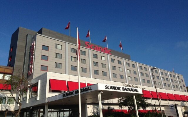 Отель Scandic Backadal вид на фасад