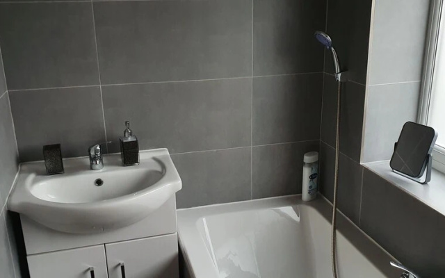Modern Rochester 3 Bed House