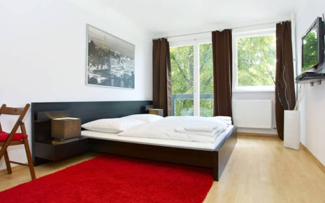 Q damm Apartments