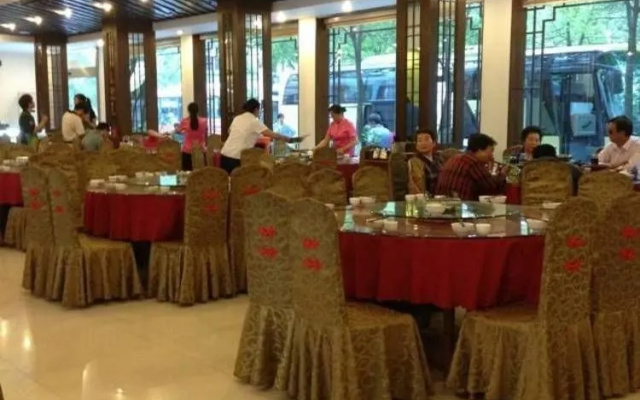 Eastern Air Tour Hotel