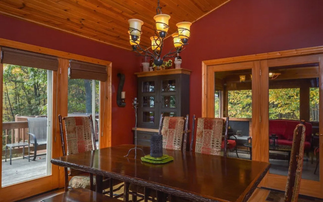 High-skis' Villa by Taylor Made Deep Creek