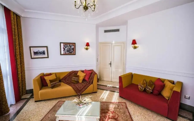 Hotel Majestic