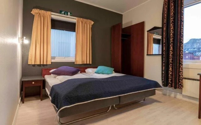 Melbu Hotel
