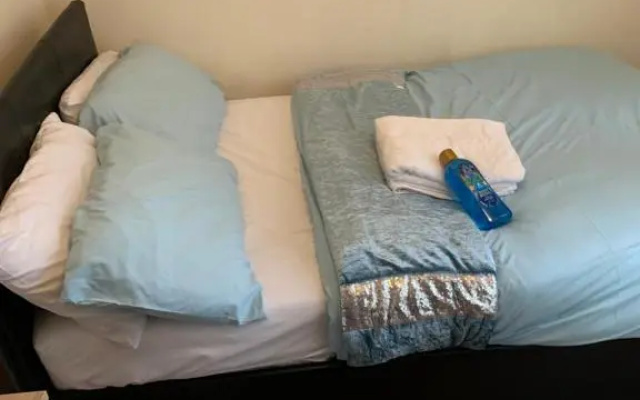 Haggai 5 Comfort Suites