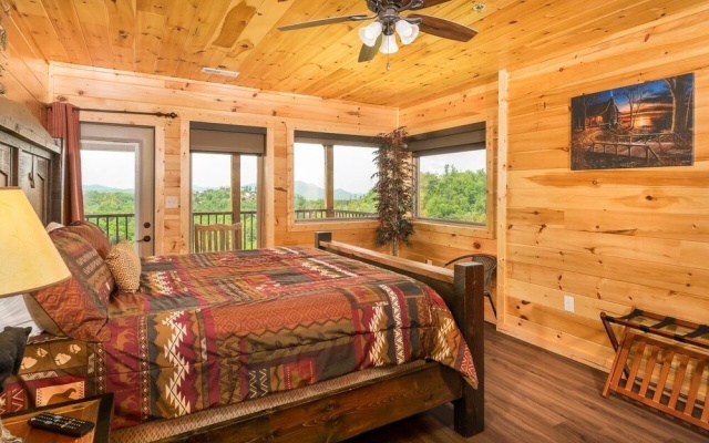 Hidden Heaven 5 Bedroom Home by Redawning