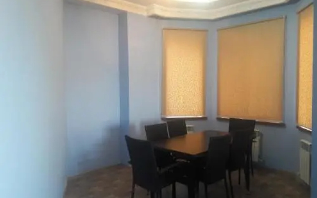 Business Drive Hostel
