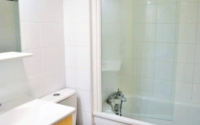 Appartement Le Lavandou, 2 pièces, 6 personnes - FR-1-251-235