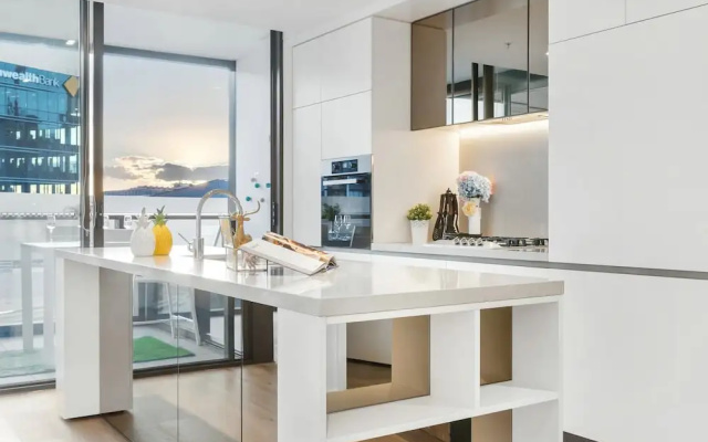 I02-china Town Luxury Service Apartment