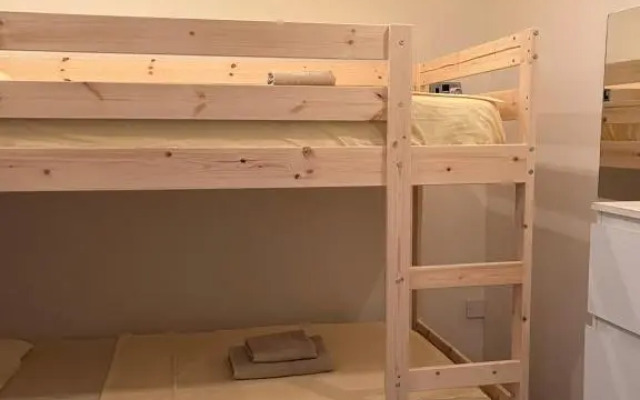Theodoros Apt.22