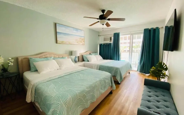 Luxury 2beds,2baths, free parking at Waikiki Beach