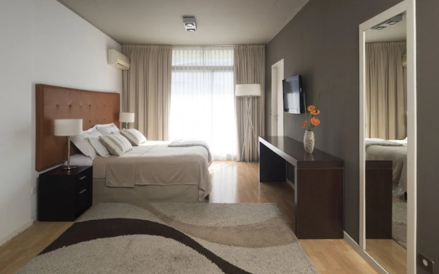 Urbanica The Suites Hotel