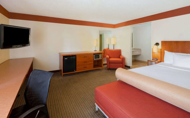 Spark by Hilton Savannah Midtown