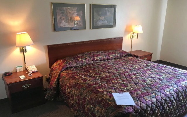 Country Hearth Inn & Suites Willard