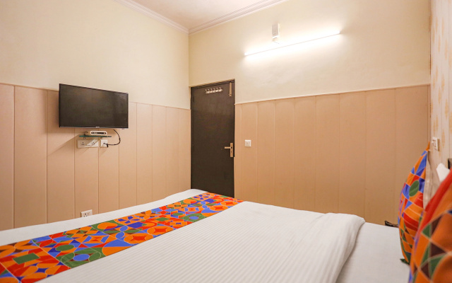 FabHotel Limewood