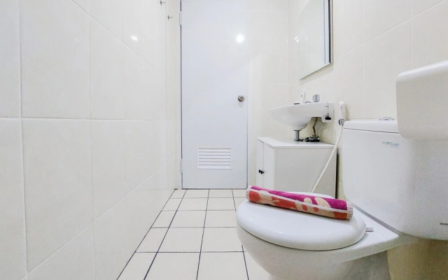 Homey And Modern 2Br Apartment At M-Town Residence
