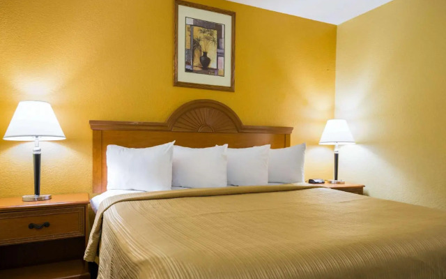 Quality Inn & Suites Franklin