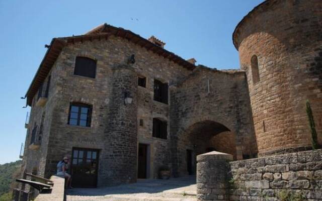 Отель El Mirador de Ainsa Испания, Аинса - отзывы, цены и фото номеров - забронировать отель El Mirador de Ainsa онлайн вид на фасад