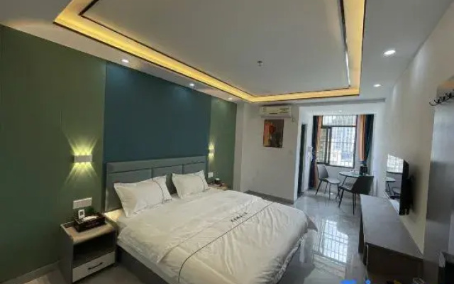 Modern Boutique Apartment