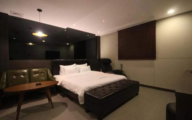 IM Hotel