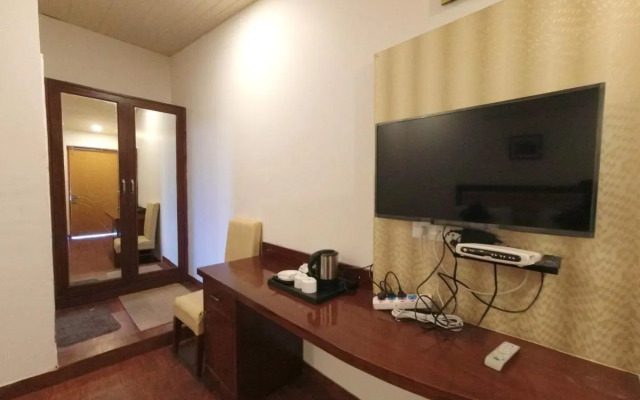 Hotel Sunny Cot - Free Mall shuttle and Parking