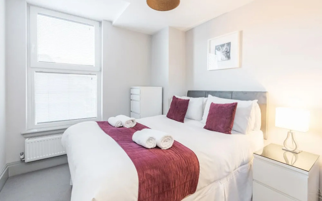 Roomspace Apartments -The Quadrant