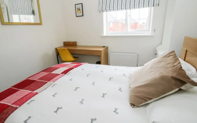 30 Poplar Close