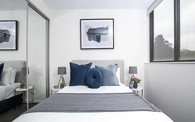 CANBERRA CHIC-hosted by:L'Abode Accommodation