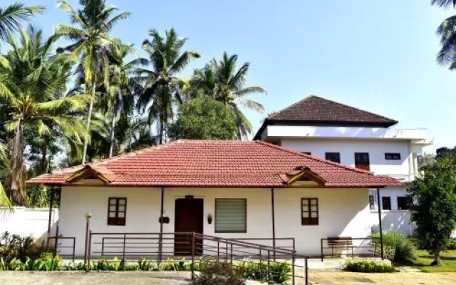 Treebo Sadhoo Heritage