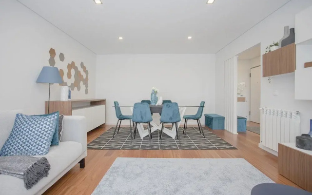 Liiiving- Luxury River View Apartment II