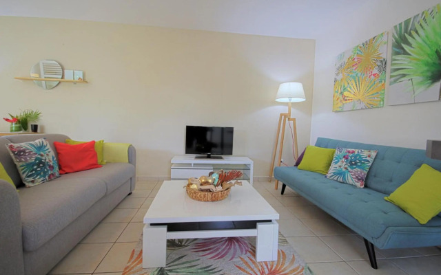 Villa 200m from the beach MQSL17
