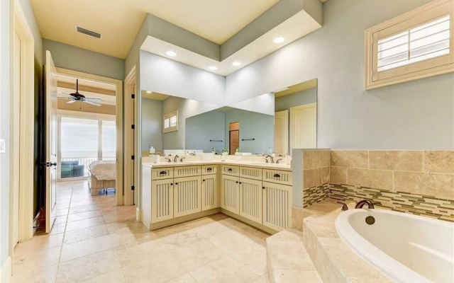 Tiki Tides by Vacation Rental Pros