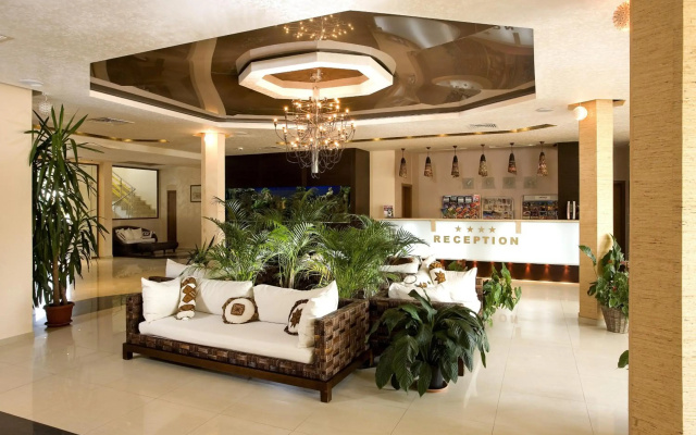 Laguna Beach Resort & Spa