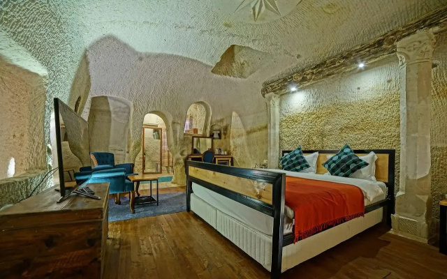 Taru Cave Suites