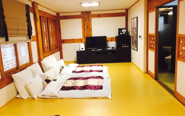 Hanok stay NAMWONYECHON