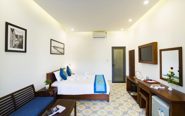 River Waves Villa
