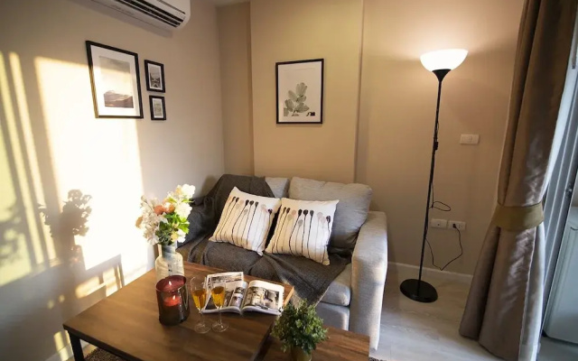 Near BK University Quiet Condo in Rama4 bkb134