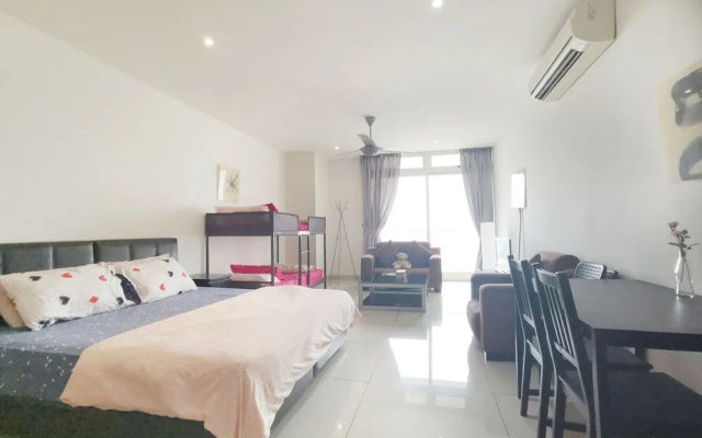KSL Studio Homestay by Immaculate