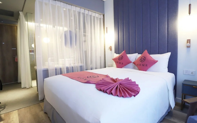 HOME Hotel