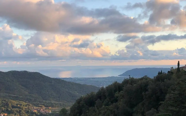 Papiriana la casa del borgo_ breathtaking sea wiew