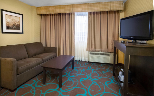 Holiday Inn Niagara Falls State Park Entry by IHG