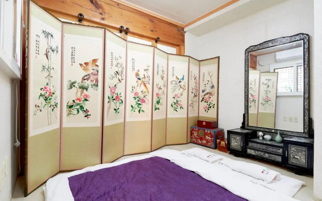 Inwoo House