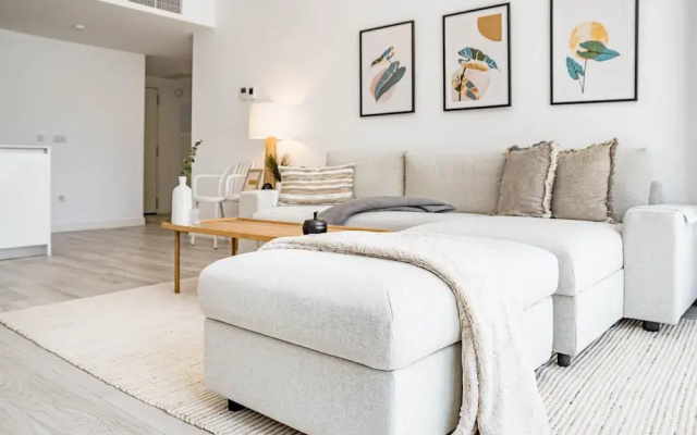 RI B2a- Relaxed Modern Flat in Benahavis