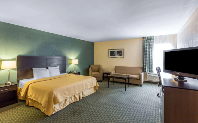Quality Inn Fitzgerald